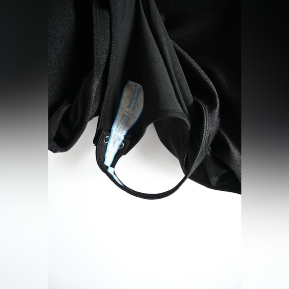 Good American Compression Shine Bodysuit New With Tags - Picture 11 of 11